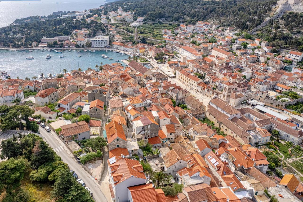 Villa Capitis In The Center Hvar Town Kültér fotó